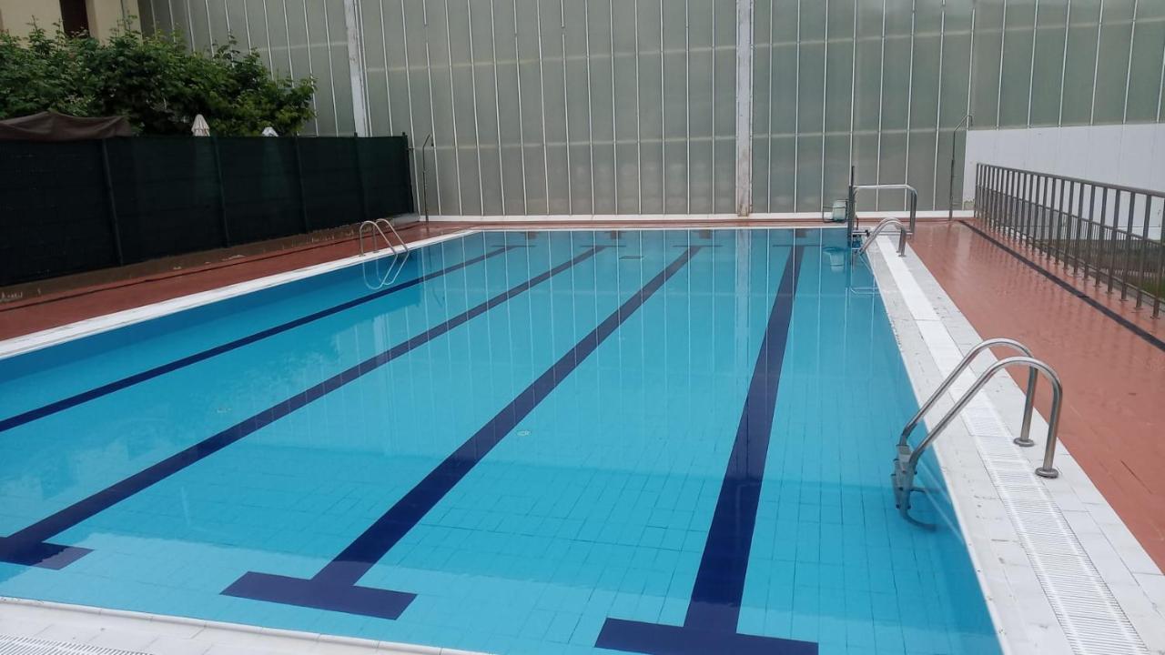 Kripan Mercedes Etxea מראה חיצוני תמונה